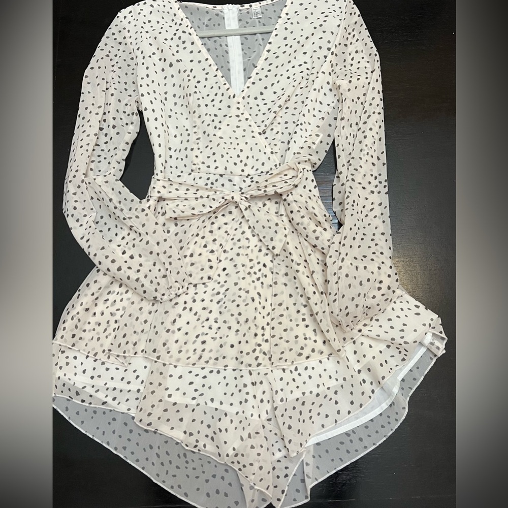 Dotted fancy long sleeve romper